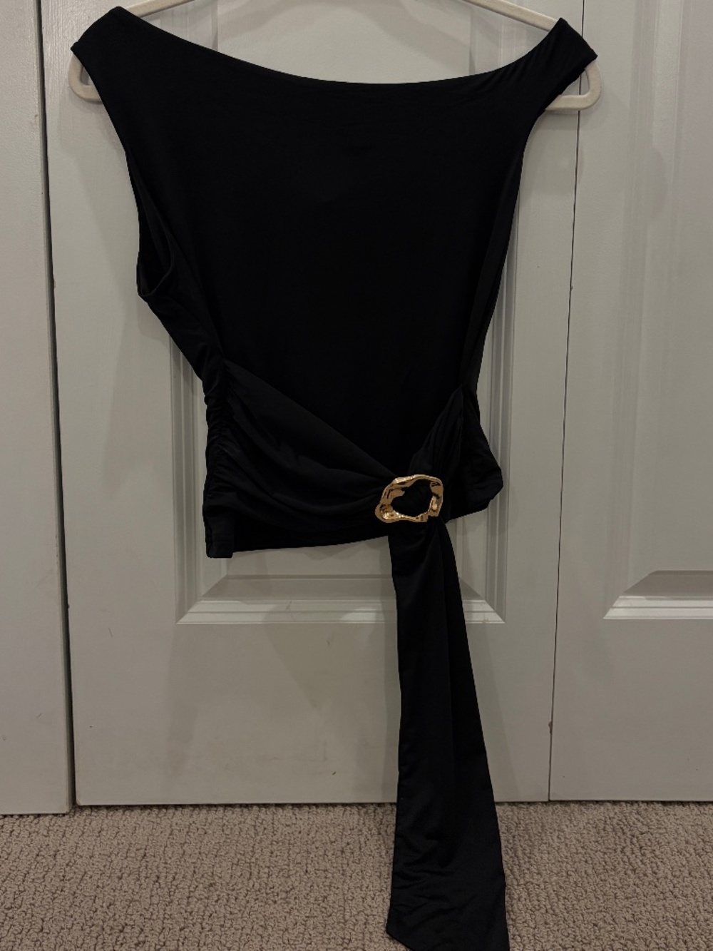 White Fox Stuck In A Dream Off Shoulder Top Black